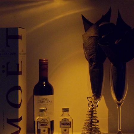 Chroma Suites Rum bild